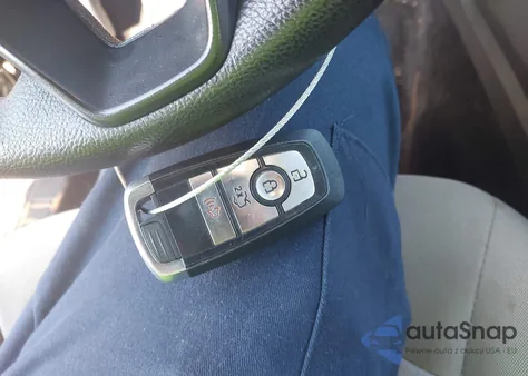 2017 Ford Fusion S из США, поврежденный, VIN 3FA6P0G70HR174743